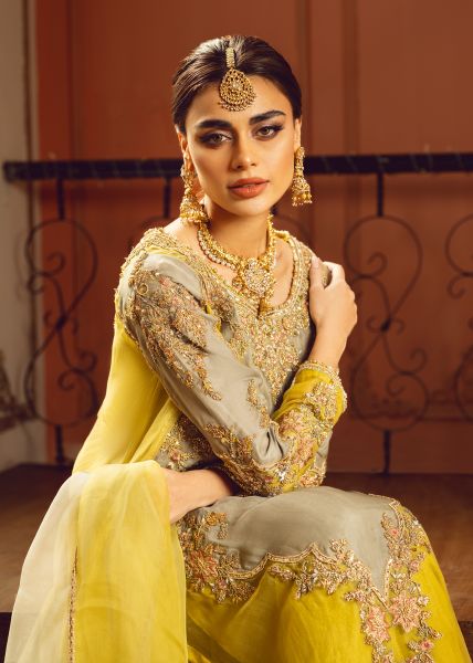 sara rohail asghar Arched Blossom