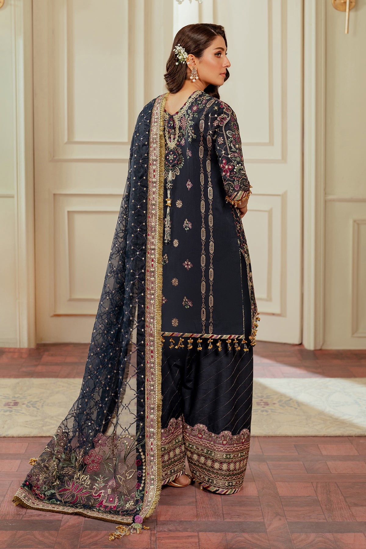 Baroque EMBROIDERED SILK CH13-07