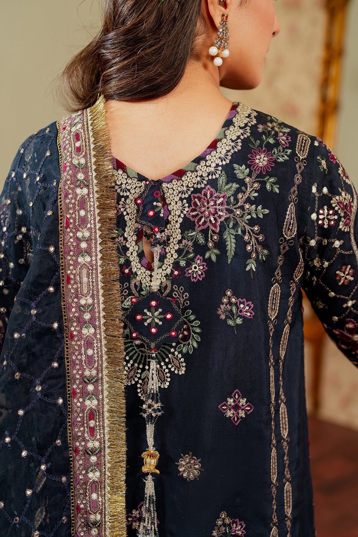 Baroque EMBROIDERED SILK CH13-07