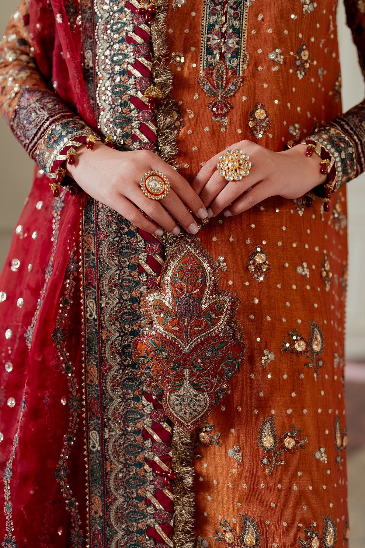 Baroque EMBROIDERED NET CH13-01
