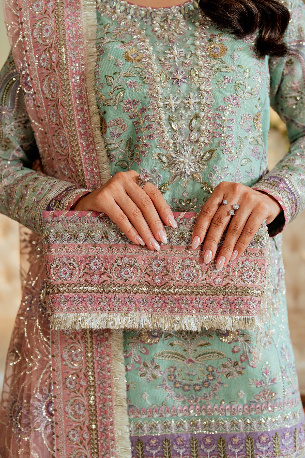 Baroque EMBROIDERED NET CH13-08