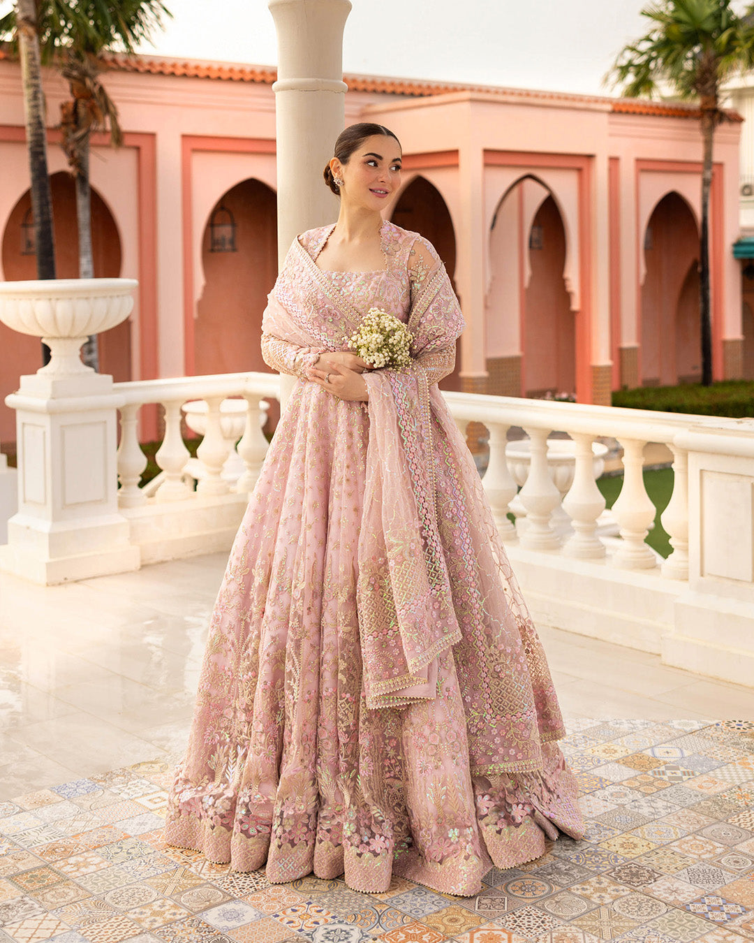 Faiza saqlain Ruzova