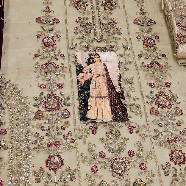 Maria B Embroidered BD-2905