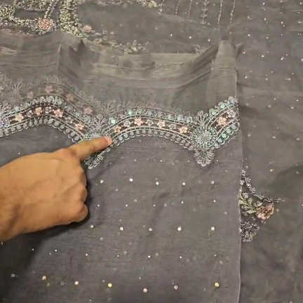 Maria B Embroidered BD-2902