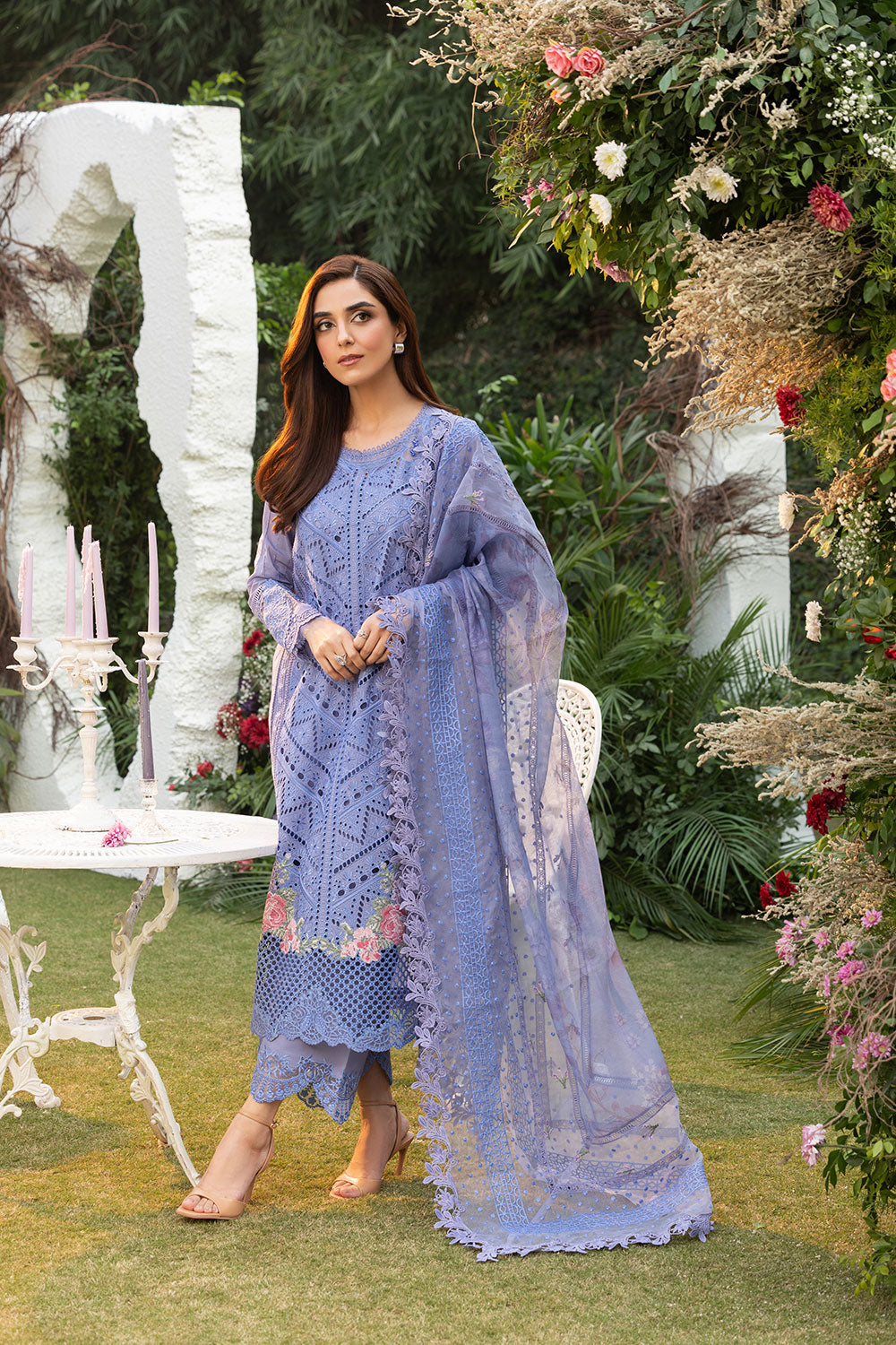 Design 10B Luxury Lawn 2025 Unstitched L25-10B