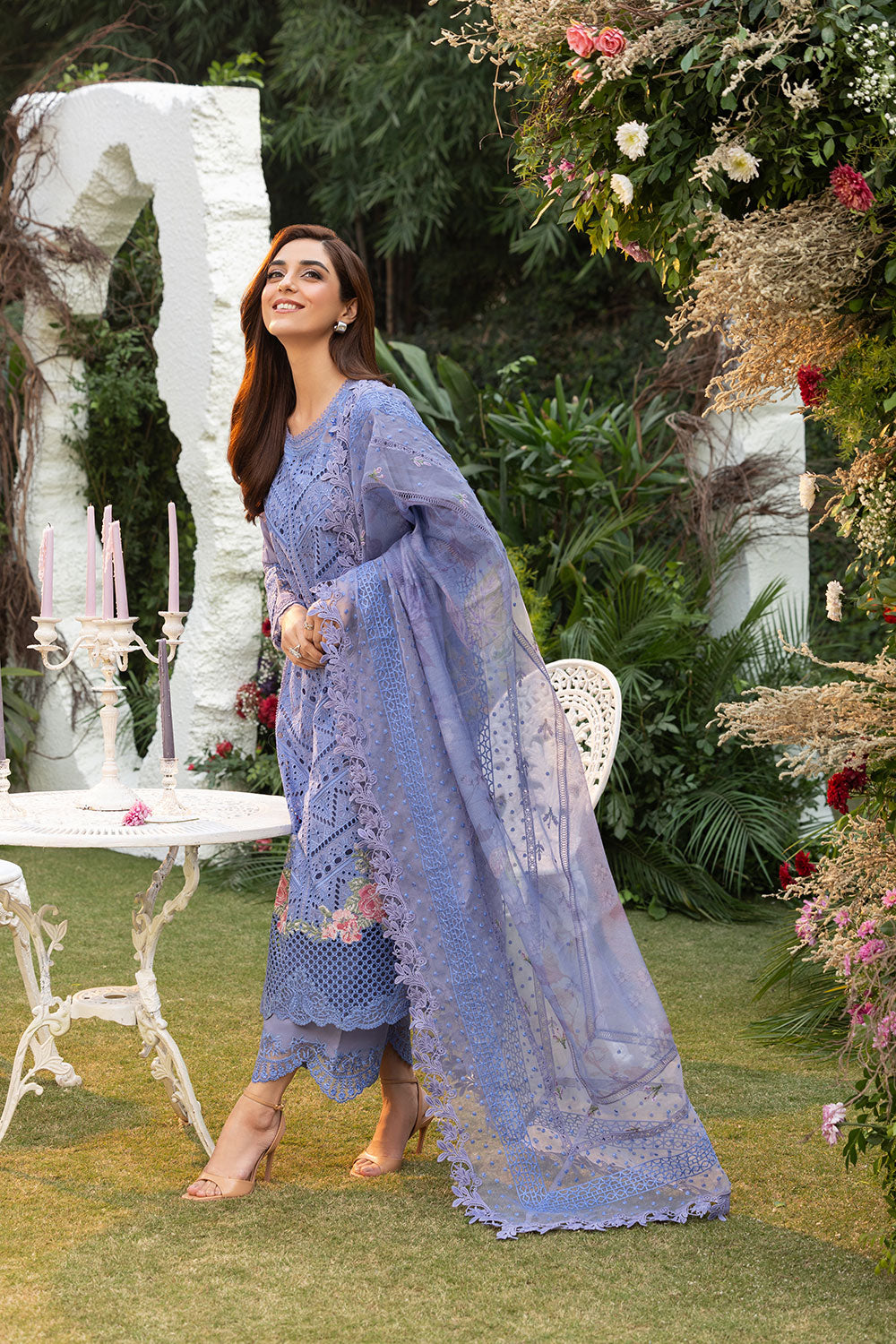 Design 10B Luxury Lawn 2025 Unstitched L25-10B