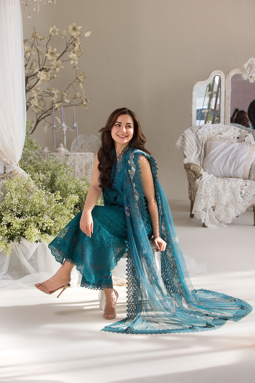 Design 2A Luxury Lawn 2025 Unstitched L25-2A