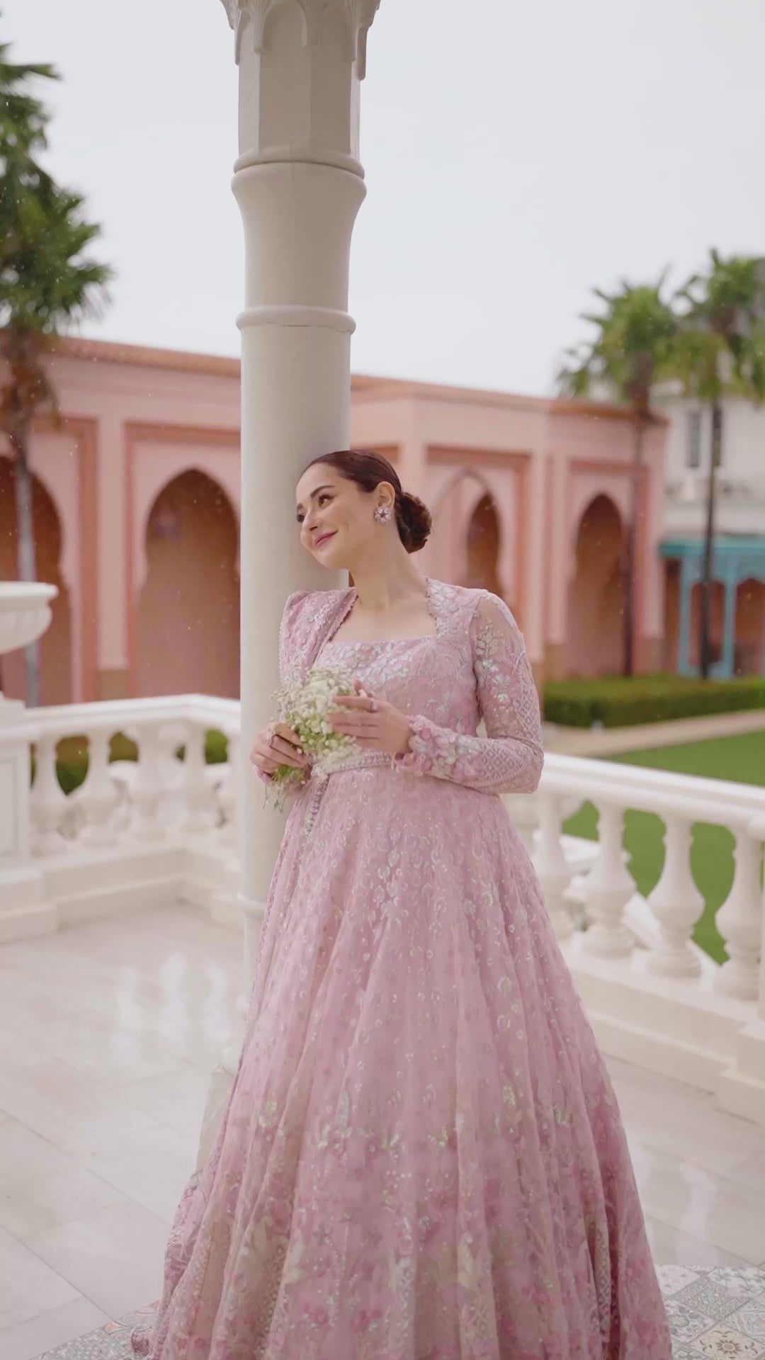 Faiza saqlain Ruzova