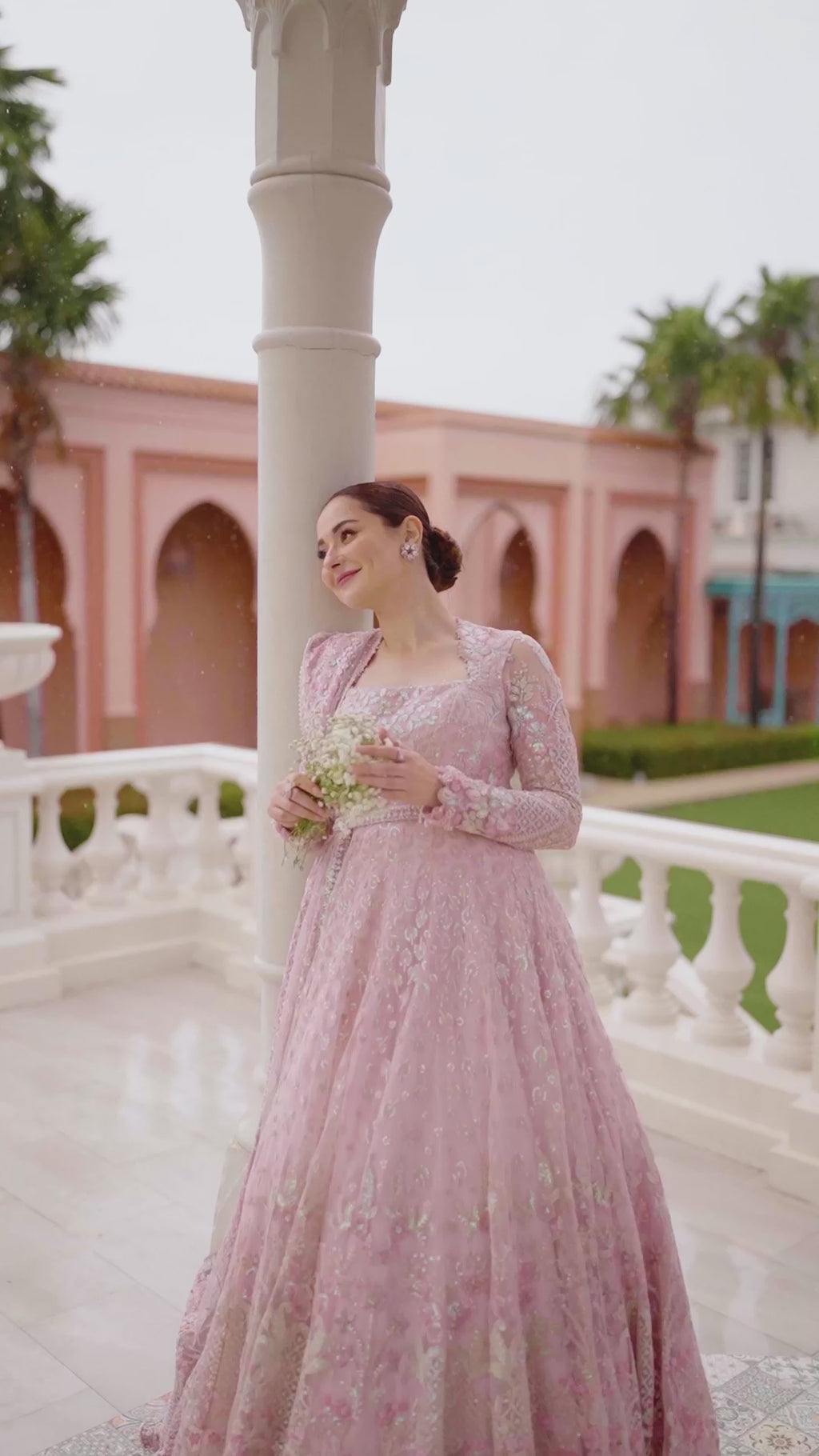 Faiza saqlain Ruzova