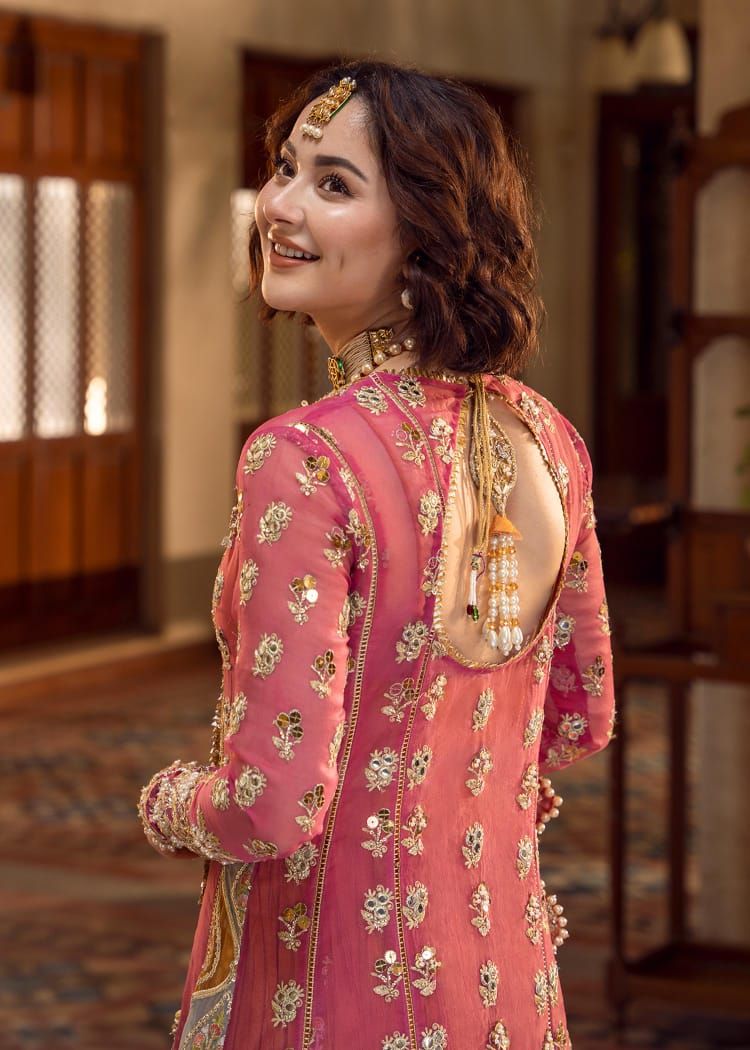 Mehndi Galore D4